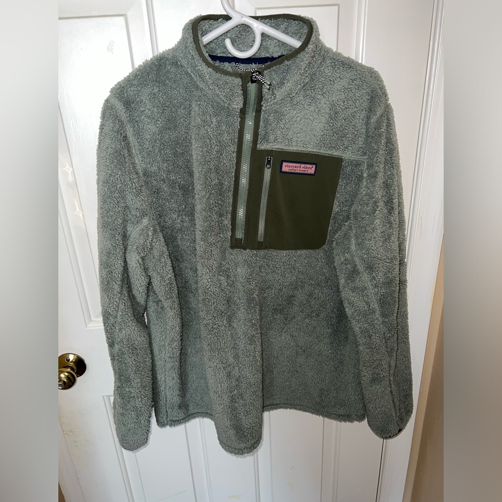 Vineyard Vines 1/4 Zip Sherpa size Large